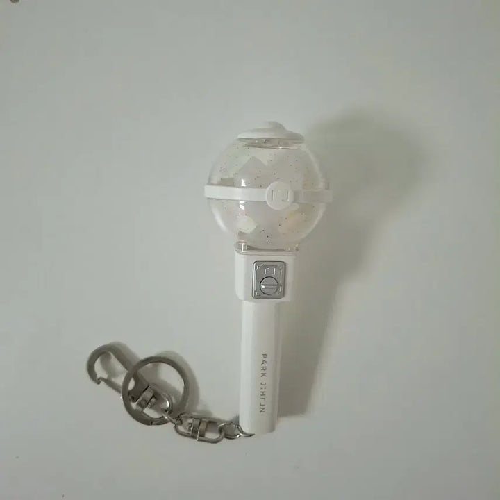 [BUNJANG] Park Jihoon Keychain (Print Error Free) + Free Stickers / (인쇄 오류x) 박지훈 뽑봉 키링, 비공굿 스티커 덤