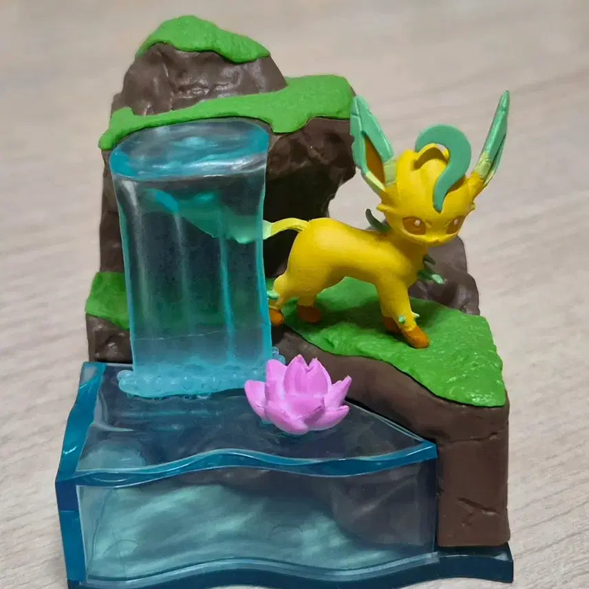 [BUNJANG] Pokemon Mysterious Spring Part 2 Leafeon Re-Ment Figure / 포켓몬 신비의 샘 2탄 리피아 리멘트 피규어