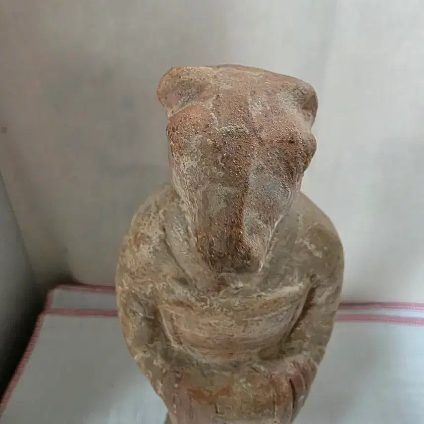 [BUNJANG] Sui-Tang Dynasty Style Earthenware Figurine (Rabbit) / 수 당 양식 채회 십이지신 도용 토끼 묘상