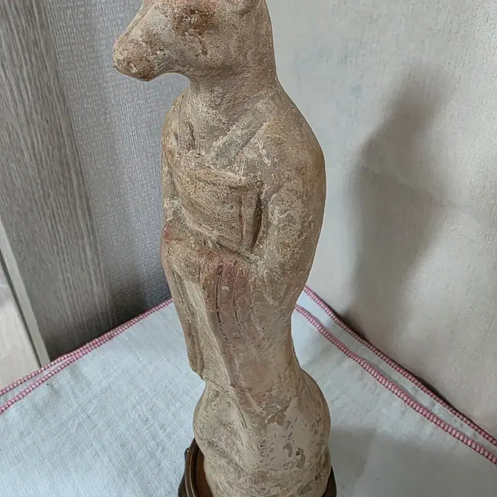 [BUNJANG] Sui-Tang Dynasty Style Earthenware Figurine (Rabbit) / 수 당 양식 채회 십이지신 도용 토끼 묘상