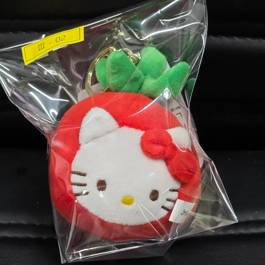 [BUNJANG] Hello Kitty Cherry Tomato Keychain Bag Charm / 헬로키티 체리 토마토 키링 가방 꾸미기