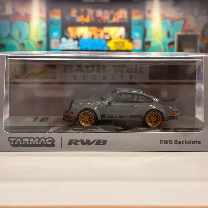 [BUNJANG] Tarmac Works Porsche RWB Backdate 1:64 Scale Model / 타막웍스(TARMAC Works) 포르쉐 RWB 백데이트 1:64모델
