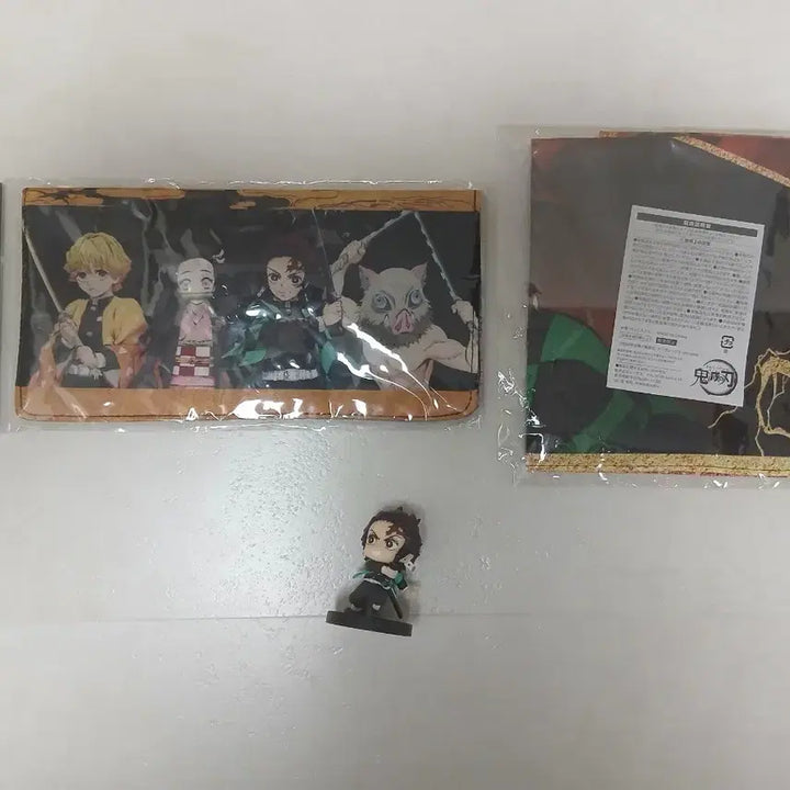[BUNJANG] Demon Slayer Goods 3-Piece Bundle Set / 귀멸의 칼날 굿즈 3종 일괄