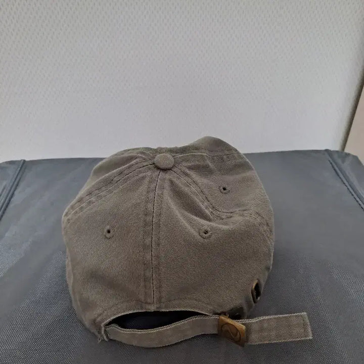 [BUNJANG] Aimyon Baseball Cap Khaki / 아이묭 볼캡 모자 카키색
