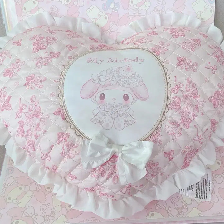 [BUNJANG] My Melody "Shiroichigo" Heart Cushion / 마이멜로디 시로이치고 하트쿠션 (하자있어서 가격낮음)