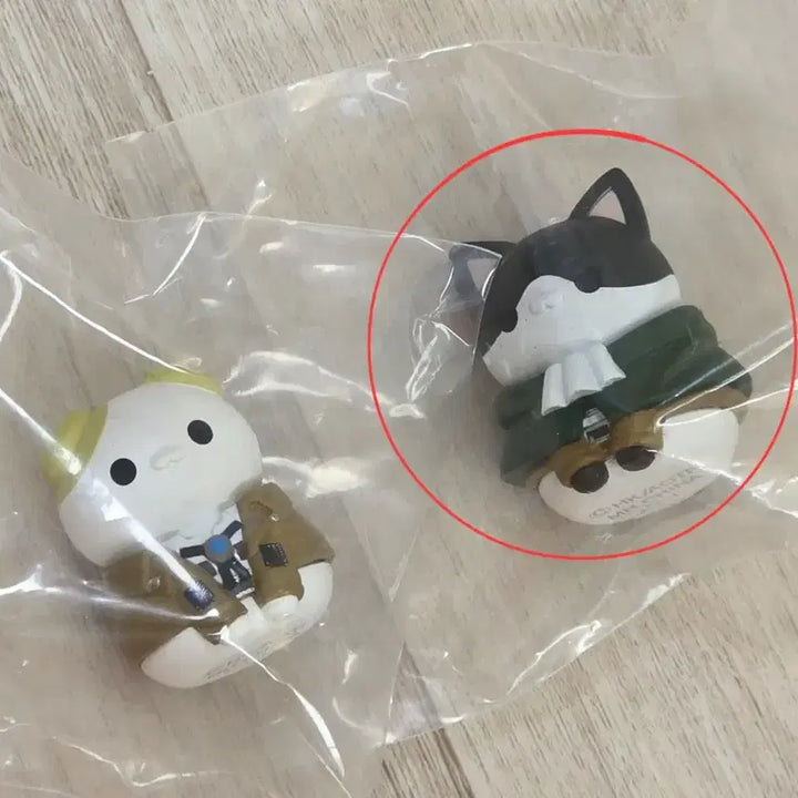 [BUNJANG] Attack on Titan / Shingeki no Kyojin Mega Cat Cat Figure: Levi Ackerman (Sealed) / [미개봉] 진격의 거인/진격거 메가캣/고양이 피규어 : 리바이 아커만