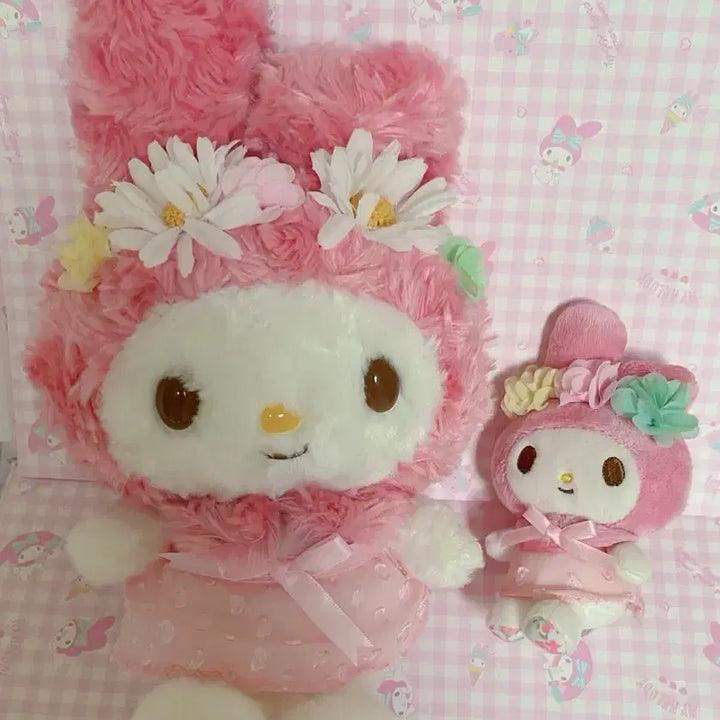 [BUNJANG] My Melody Flower Crown Plush Set (Large &amp; Mascot Size) / 화관 마이멜로디 누이구루미 사이즈 + 마스코트 사이즈 인형 두점 판매