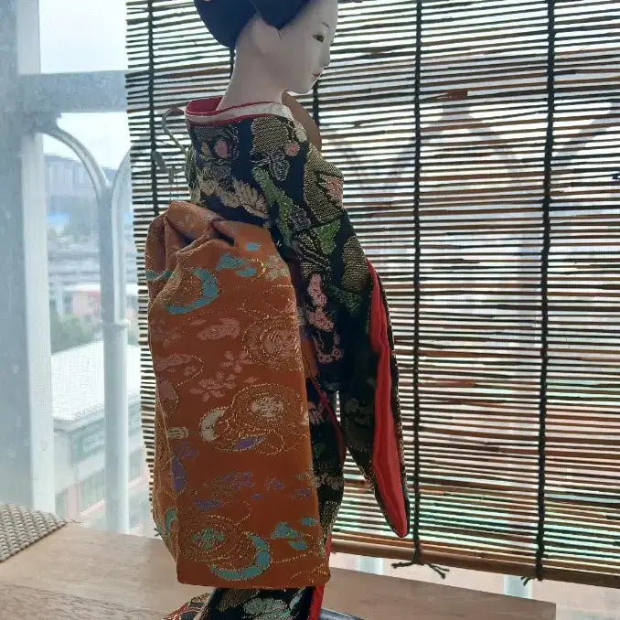[BUNJANG] Traditional Japanese Kimono Doll / 일본 전통 기모노 인형 팝니다.