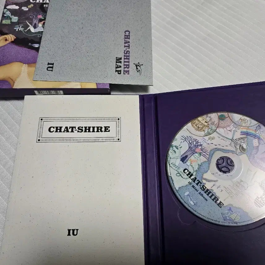 [BUNJANG] IU Palette Chat-Shire Album / 아이유 팔레트, 챗셔 앨범