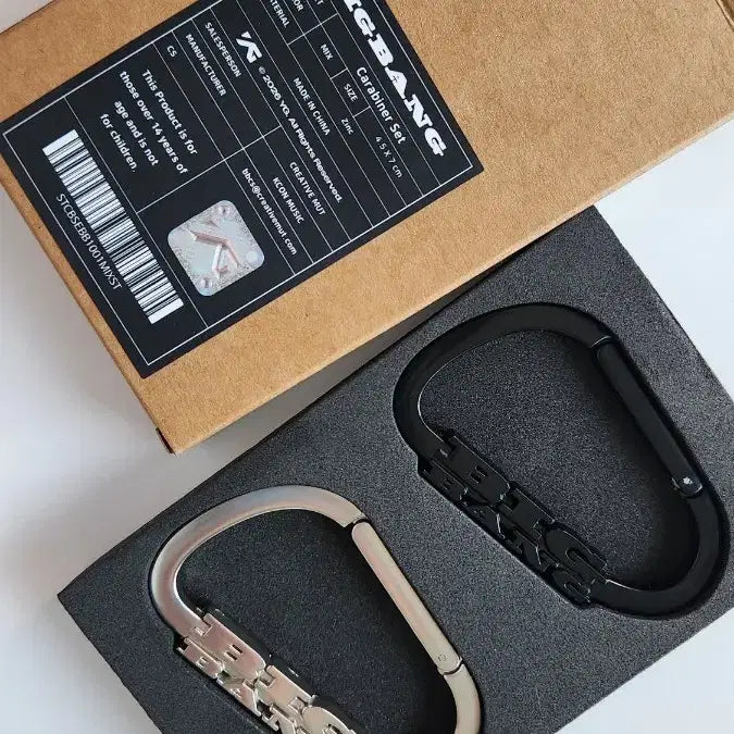 [BUNJANG] BIGBANG Exhibition Carabiner Set / 빅뱅 전시회 카라비너 세트