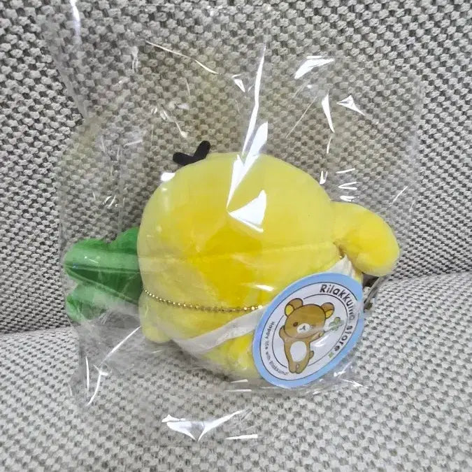 [BUNJANG] Rilakkuma Store Limited Edition Four-Leaf Clover Kiiroitori Plush / 초레어/택ㅇ] 리락쿠마 스토어 한정 네잎클로버 에프론 키이로이토리 인형