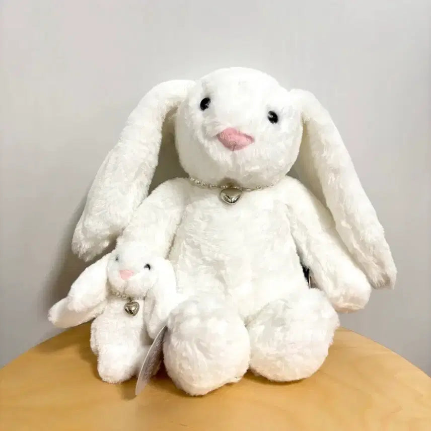 [BUNJANG] Noble Rabbit Pearl Necklace Doll Set Plushie / [세트할인] 노블레빗 진주목걸이 인형 세트 애착인형