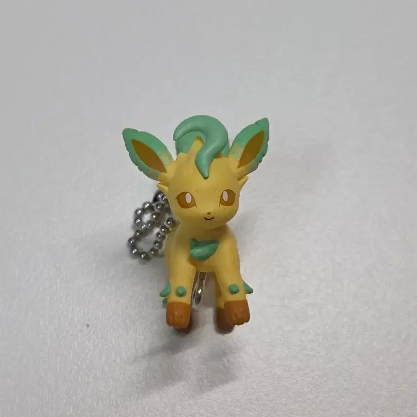 [BUNJANG] Pokemon Eeveelutions Dangling Gacha Figure Keychain / 포켓몬 이브이즈 대롱대롱 가챠 피규어 키링
