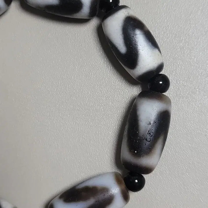 [BUNJANG] Hoacheonju Bracelet (Tiger Tooth Pattern) / 호아천주 팔찌