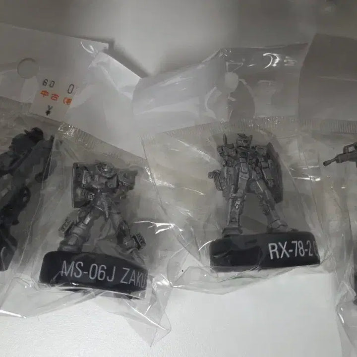 [BUNJANG] Bandai Gundam Mini Figure Selection 4 Types / 반다이의 건담 미니 피규어 셀렉션 4종