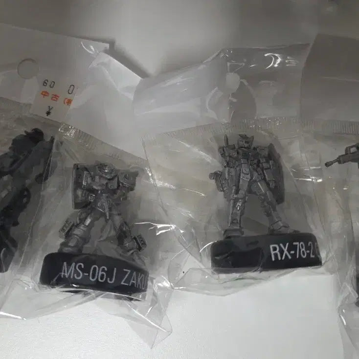 [BUNJANG] Bandai Gundam Mini Figure Selection 4 Types / 반다이의 건담 미니 피규어 셀렉션 4종