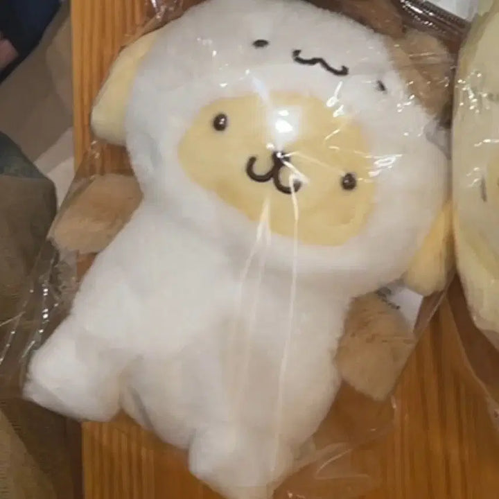 [BUNJANG] Sanrio Pompompurin Muffin Mascot Keychain / 폼폼푸린 머핀 마스코트 키링