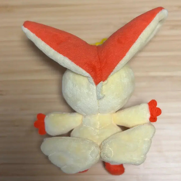 [BUNJANG] Victini Plush Charm / 비크티니 인형 뽑기 키링