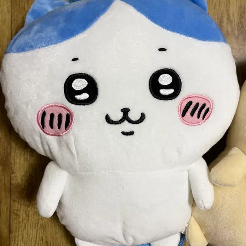 [BUNJANG] Chiikawa Hachiware Doll Backpack Bag / 치이카와 하치와레 인형 백팩 가방