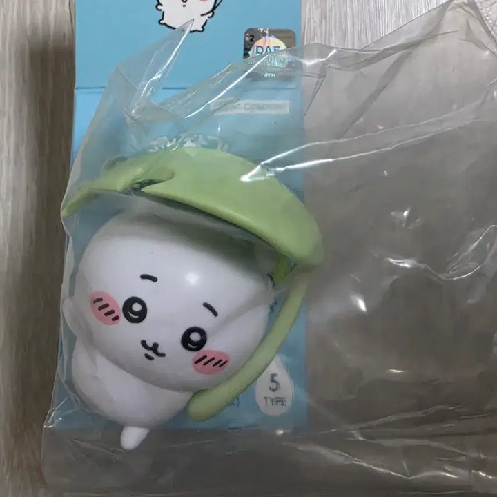 [BUNJANG] Chikawa Umbrella Figure / 먼작귀 우산피규어 치이카와