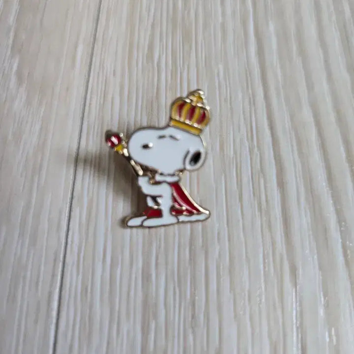 [BUNJANG] Snoopy King Badge / 스누피 왕 뱃지