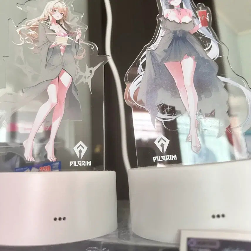 [BUNJANG] Nikke Acrylic Stand with Mood Lamp (Set) / 일괄가격 니케 아크릴스탠드(무드등 불들어옴) 디저트39