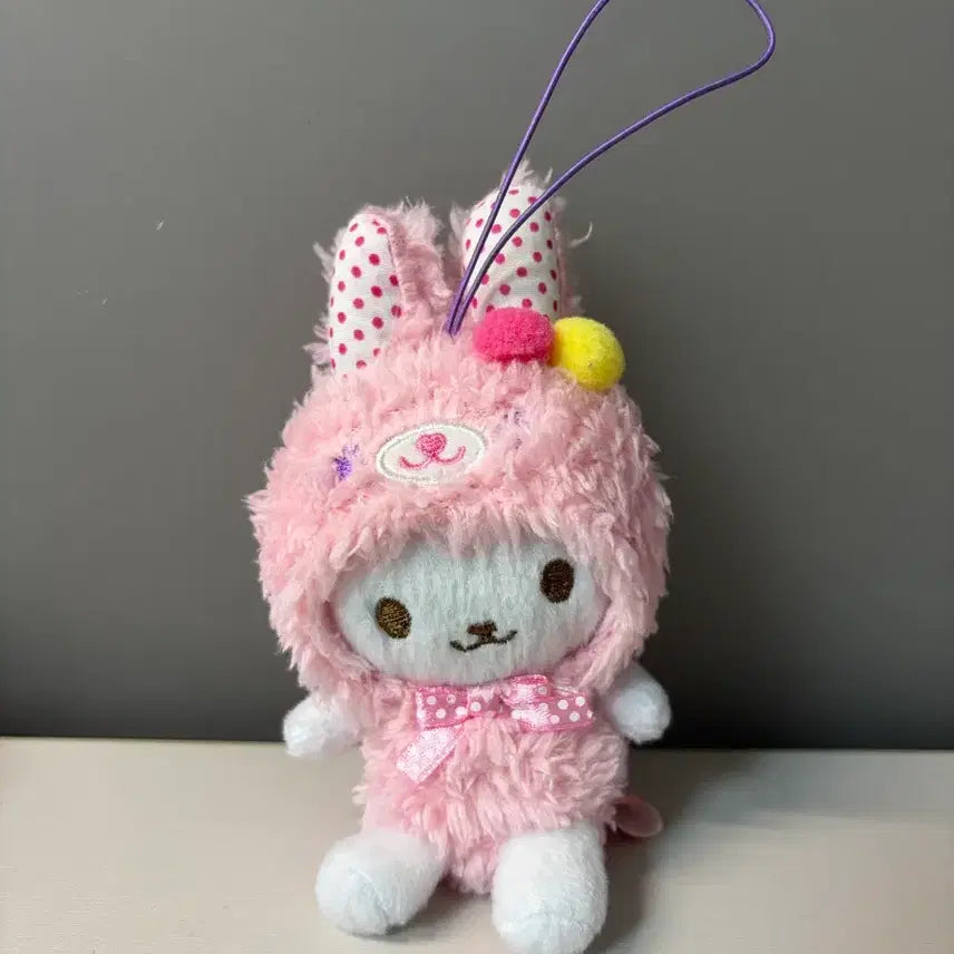 [BUNJANG] Amuse Usaken Plush Keychain / 고전 어뮤즈 우사즈킨 키링