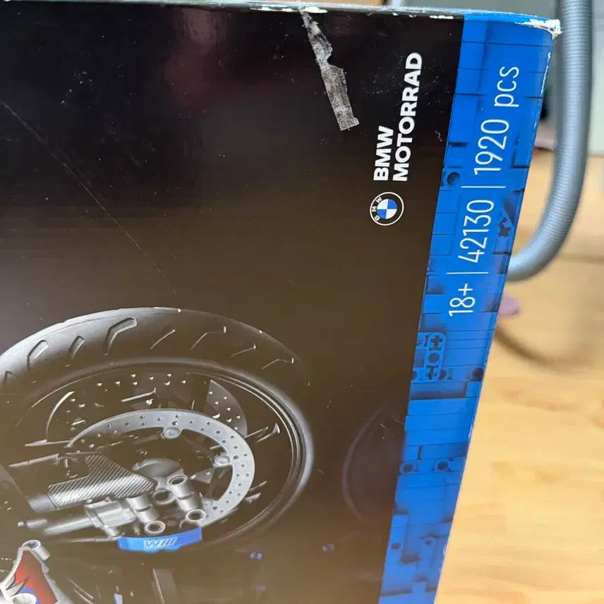 [BUNJANG] LEGO Technic 42130 BMW M1000RR Sealed New / 레고 테크닉 42130 bmw m1000rr 미개봉 새상품