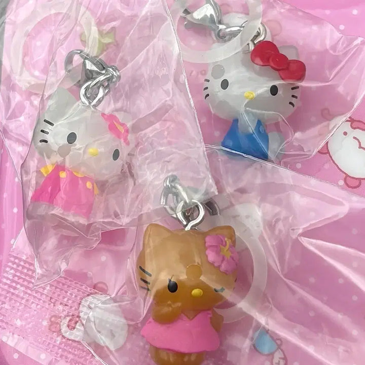 [BUNJANG] Sanrio Hello Kitty Tanning Kitty Vintage Kitty Basic Kitty Gacha Garu Kitty Bundle Set / [일괄] 산리오 헬로키티 메지루시 태닝키티 고전키티 기본키티 새상품 가챠 갸루키티
