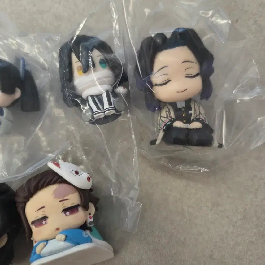 [BUNJANG] Demon Slayer Gacha Figure 5-Piece Set Bundle / 귀멸의 칼날 가챠 피규어 5종 세트 일괄