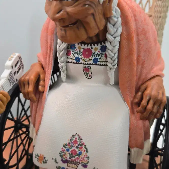 [BUNJANG] Happy Kuji "Coco" Figure (Unsealed) / 해피쿠지 코코 개봉양품