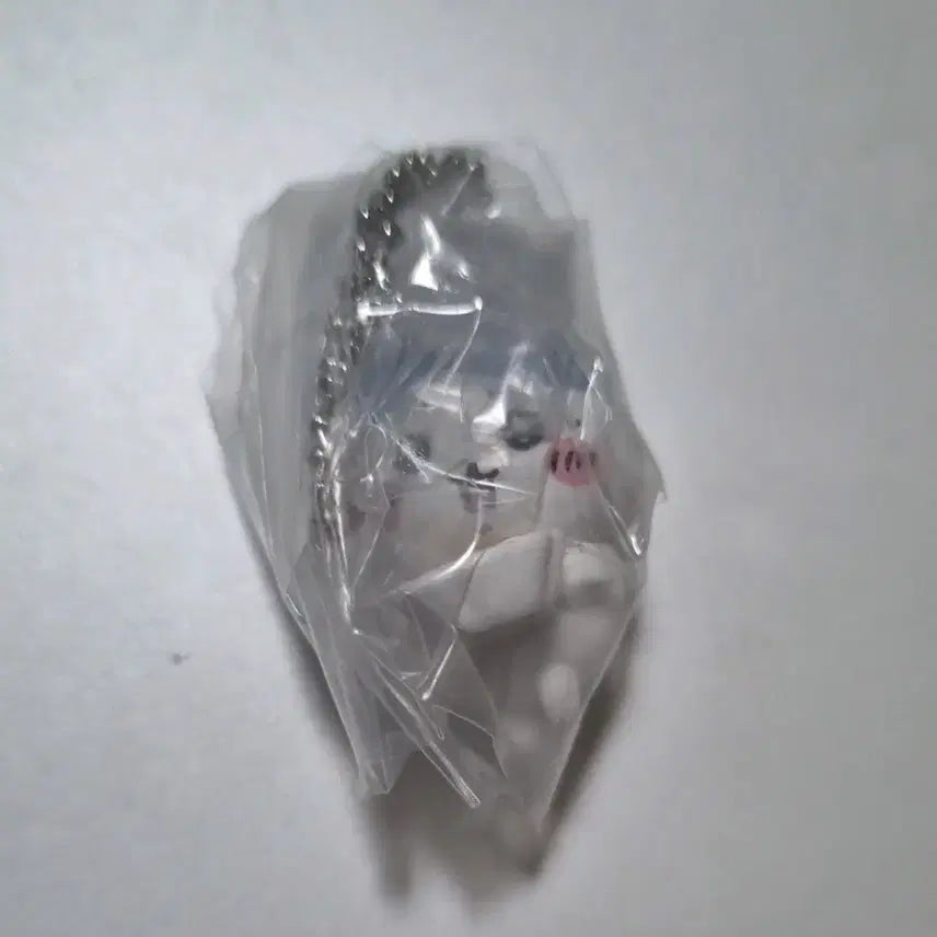 [BUNJANG] Chiikawa Tabemono Mascot Vol. 3 Hachiware Figure (Sealed) / [미개봉] 치이카와 타베모노 마스코트 3탄 피규어 하치와레