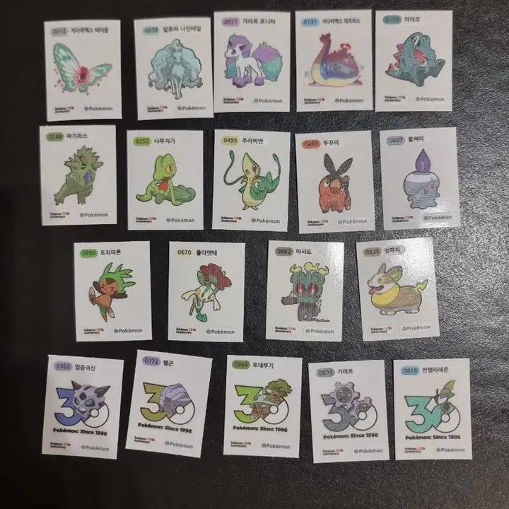 [BUNJANG] Pokémon 30th Anniversary Sticker / (단종)포켓몬 30주년 기념 띠부씰 팔아요!!