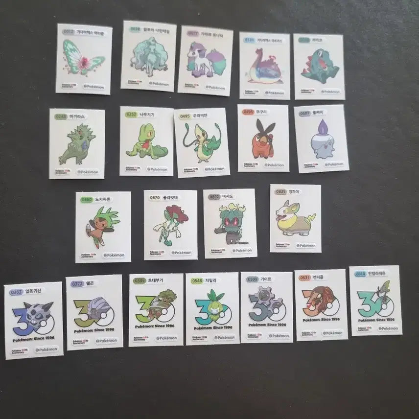 [BUNJANG] Pokémon 30th Anniversary Sticker / (단종)포켓몬 30주년 기념 띠부씰 팔아요!!