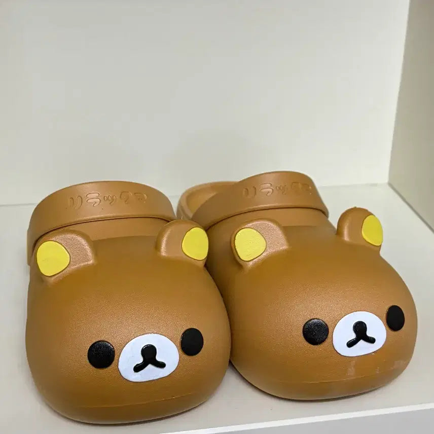 [BUNJANG] Rilakkuma Crocs Slippers / 리락쿠마 크록스 슬리퍼