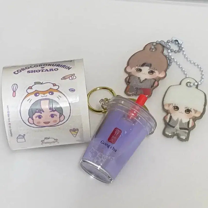 [BUNJANG] RIIZE Shotaro &amp; NCT Sanrio Sticker and Keyring Bundle Set / 라이즈 쇼타로 엔시티 산리오 스티커 비공굿 키링 일괄
