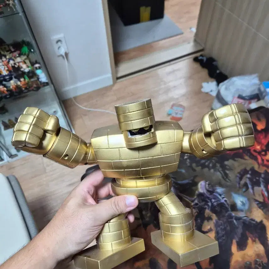 [BUNJANG] Dragon Quest Golem (Spray Painted) / 드래곤 퀘스트 골렘(락카칠)