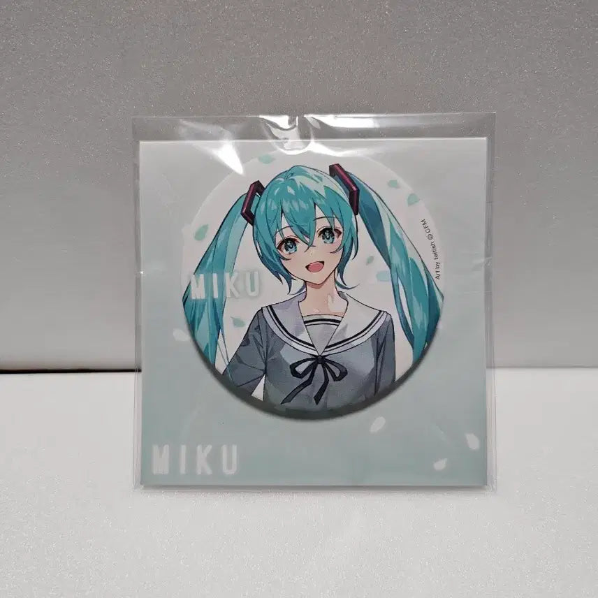 [BUNJANG] Hatsune Miku Student Uniform Can Badge by Teffish / 하츠네 미쿠 학생복 캔뱃지