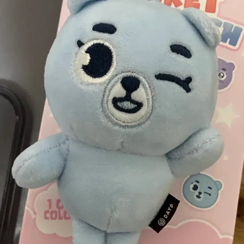 [BUNJANG] DAY6 Denimals Den Barn Blue Sealed Photocard / 데이식스 데니멀즈 시크릿 플러스 방 블루 양도