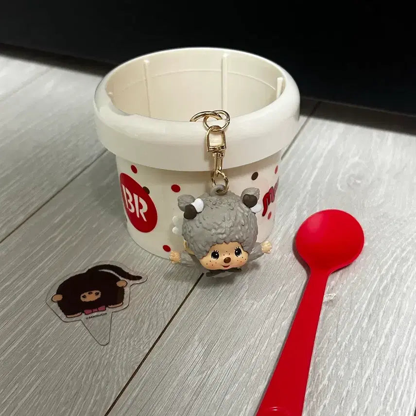 [BUNJANG] Baskin Robbins Monchhichi Keyring - Grey / (일괄)베스킨라빈스 몬치치 키링 베라 몬치치 그레이 회색