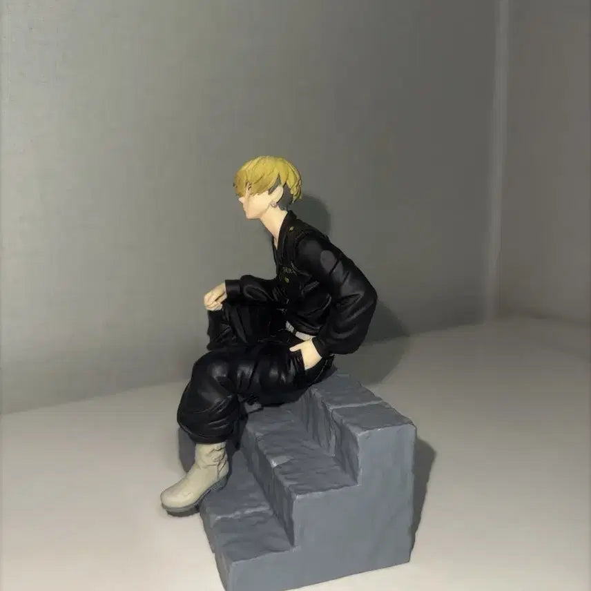 [BUNJANG] Tokyo Revengers Chifuyu Break Time Figure / 도리벤 치후유 브레이크타임 피규어
