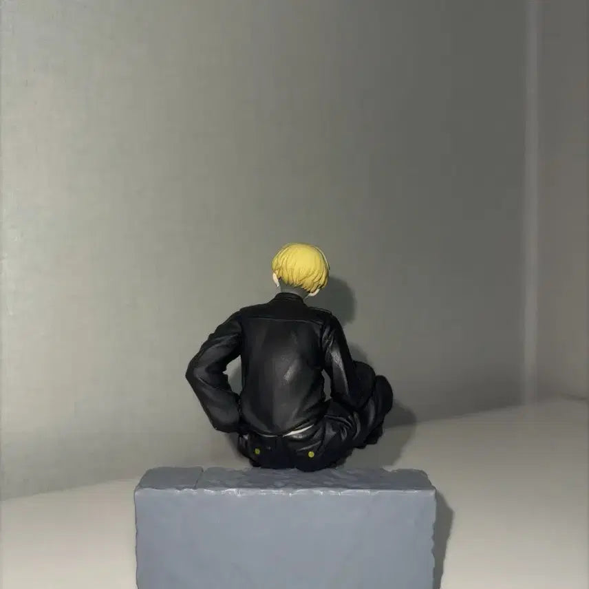 [BUNJANG] Tokyo Revengers Chifuyu Break Time Figure / 도리벤 치후유 브레이크타임 피규어