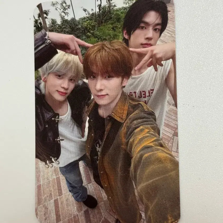[BUNJANG] TWS The Hyundai Unit Photocard / 투어스 더현대 유닛 포카