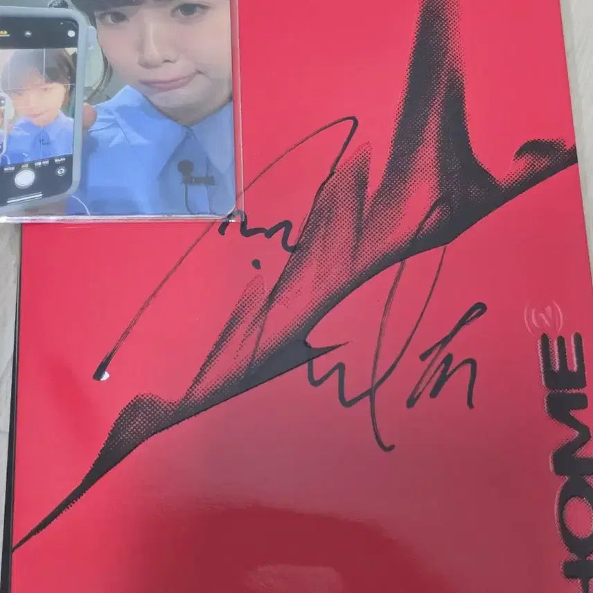 [BUNJANG] Hanroro 2nd Album Signed Album / 한로로 2집 친필사인 앨범