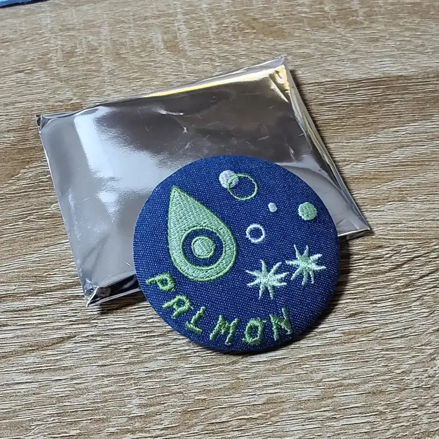 [BUNJANG] Digimon Adventure Denim Can Badge - Mina &amp; Palmon / 디지몬 어드벤처 데님 캔뱃지 미나