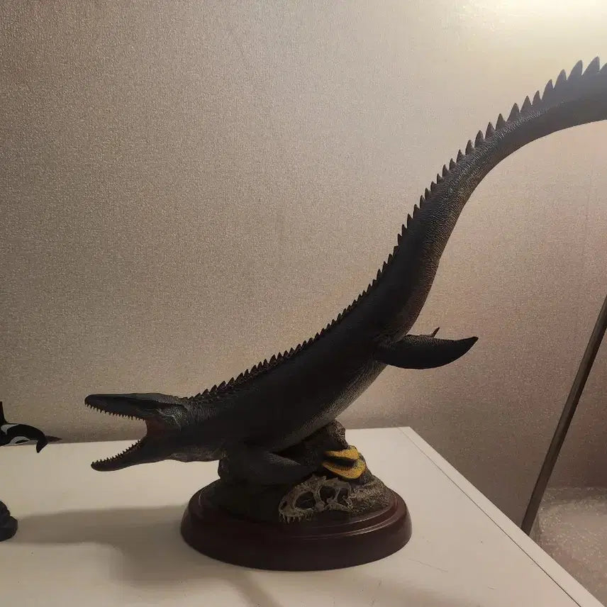 [BUNJANG] Bonsimnamgae Mosasaurus Figure - Full Base Custom Version / 본심남개 모사사우루스 피규어