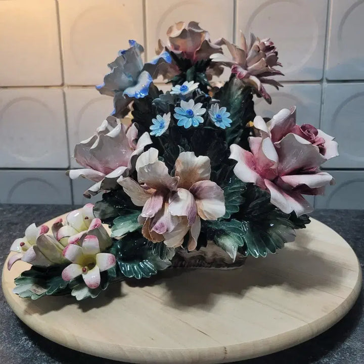 [BUNJANG] Capodimonte Porcelain Large Floral Vine Sculpture (Flawed) / 이태리 카포디몬테 도자기 대작 꽃 넝쿨 (하자)