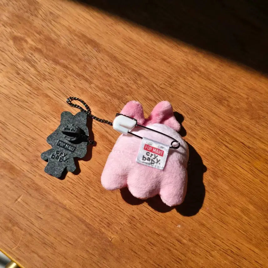[BUNJANG] Pop Mart Cry Baby Pink (Unused) / 팝마트 크라이 베이비 핑크 미사용