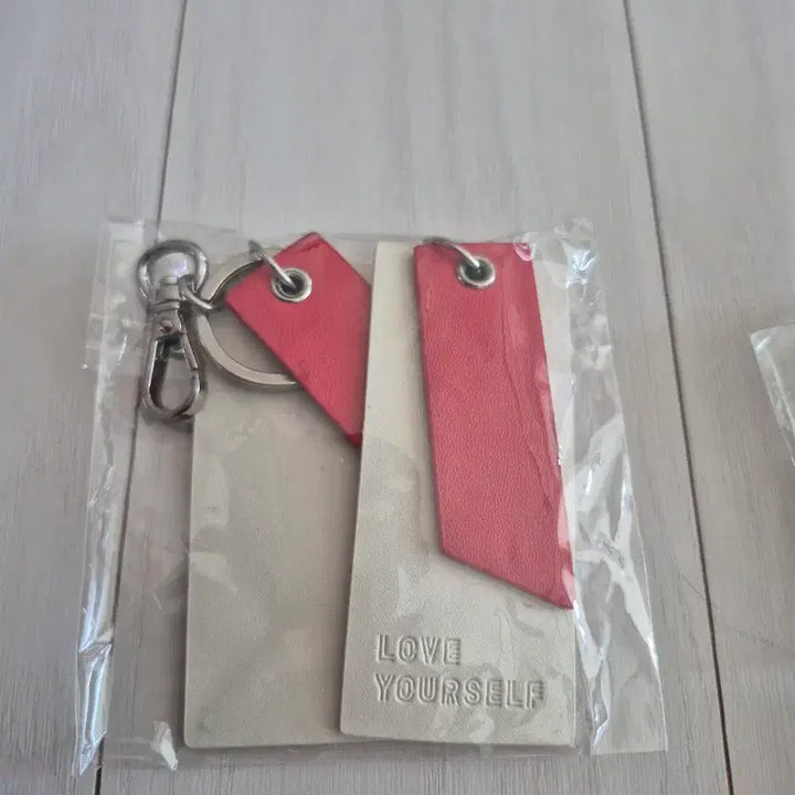 [BUNJANG] BTS Goods Keychain Bundle Set / BTS 굿즈 키링 세트 일괄 배송비포함