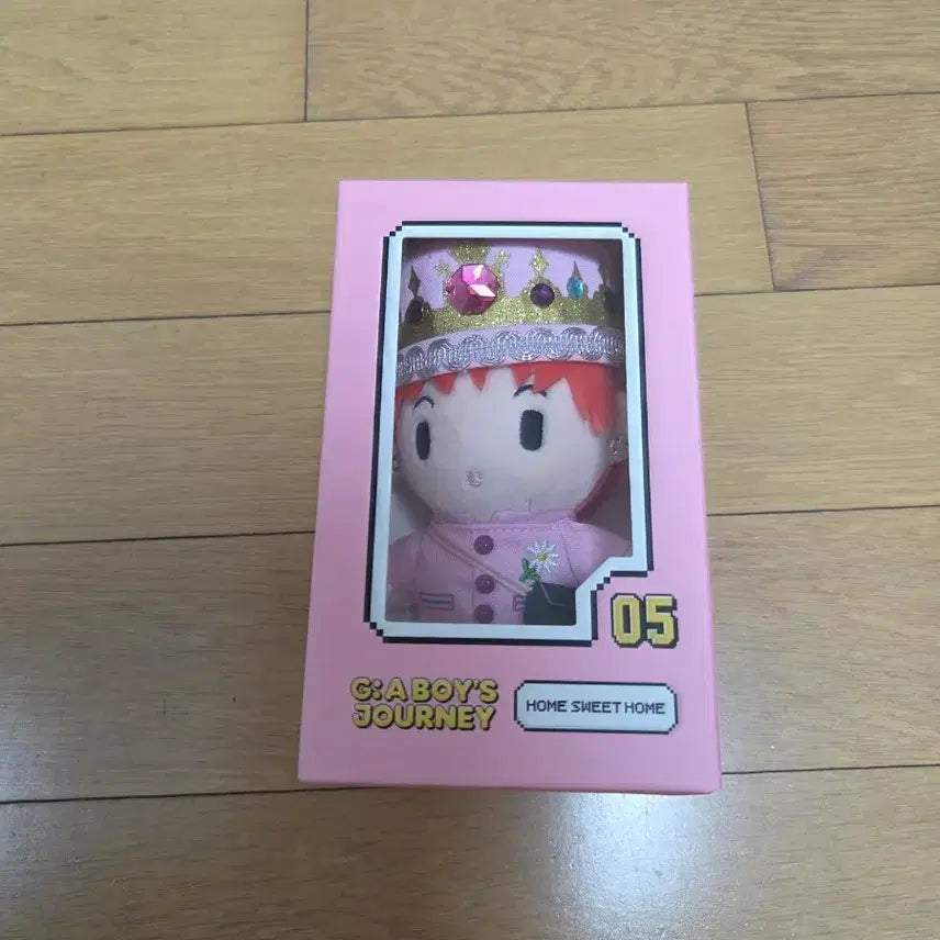 [BUNJANG] G-Dragon FANPOP Plush Keyring Doll E Ver. / 지드래곤 fam 팝업 플러시 키링인형 E ver
